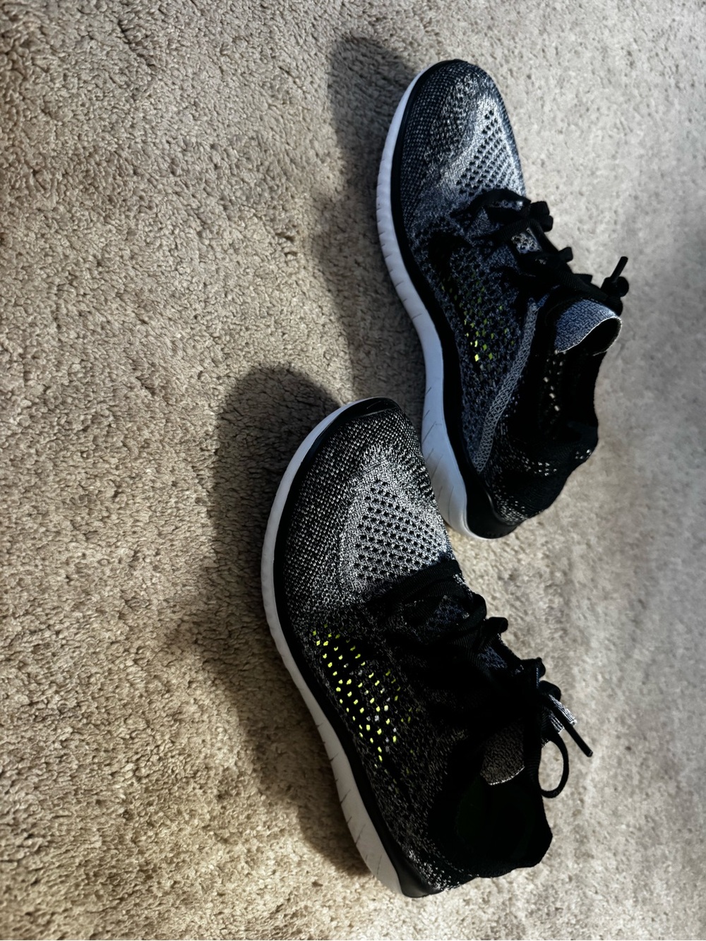 Nike Black & Gray Knit Athletic Sneakers
